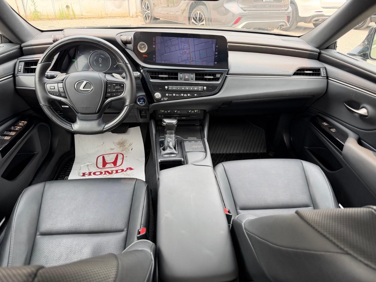 2022 Lexus ES ES 300h Auto Photo