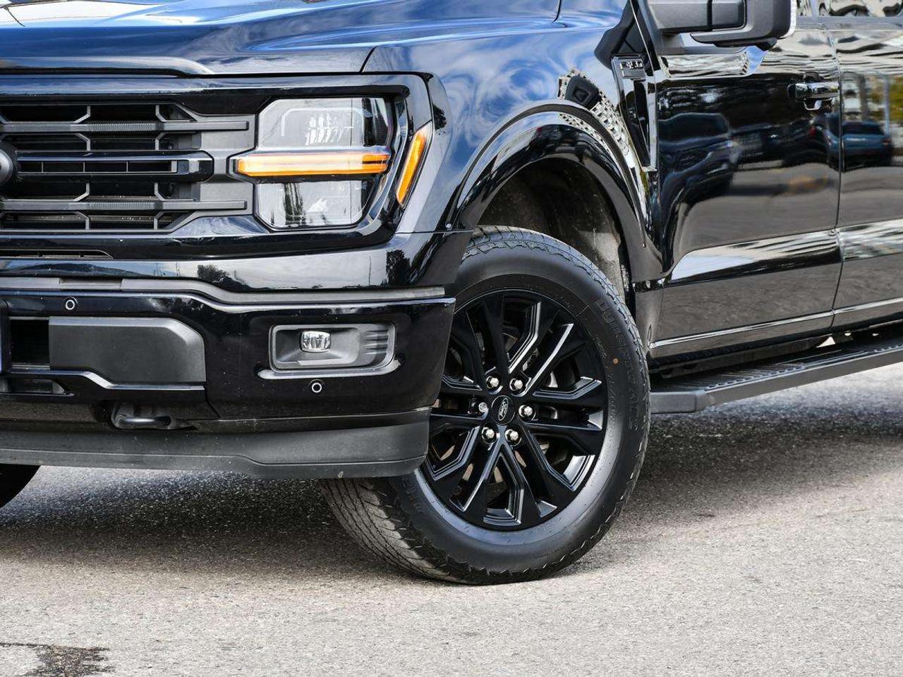 2024 Ford F-150 XLT 302A   ONE OWNER   CLEAN CARFAX   157" Photo5