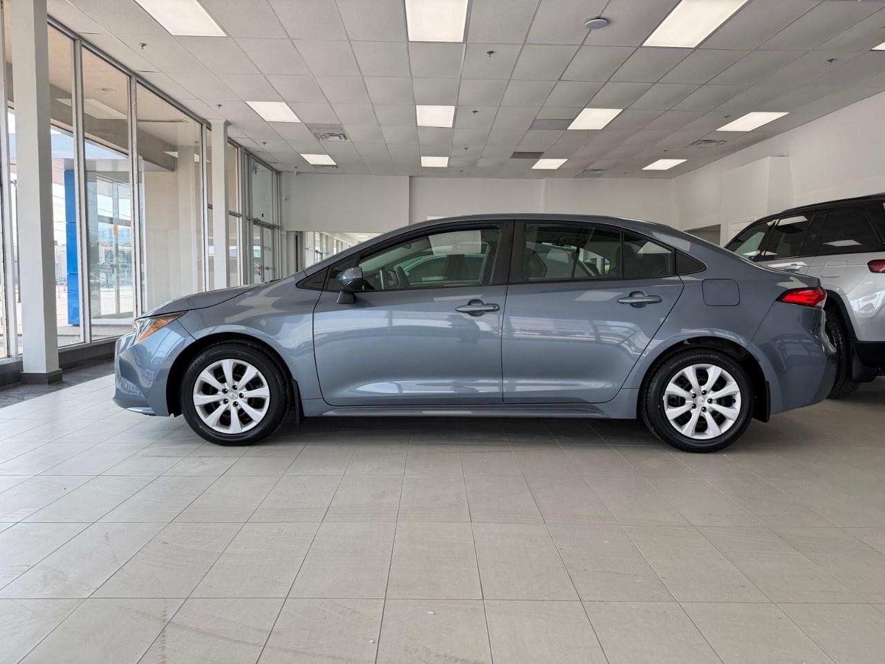 2021 Toyota Corolla LE CVT Photo