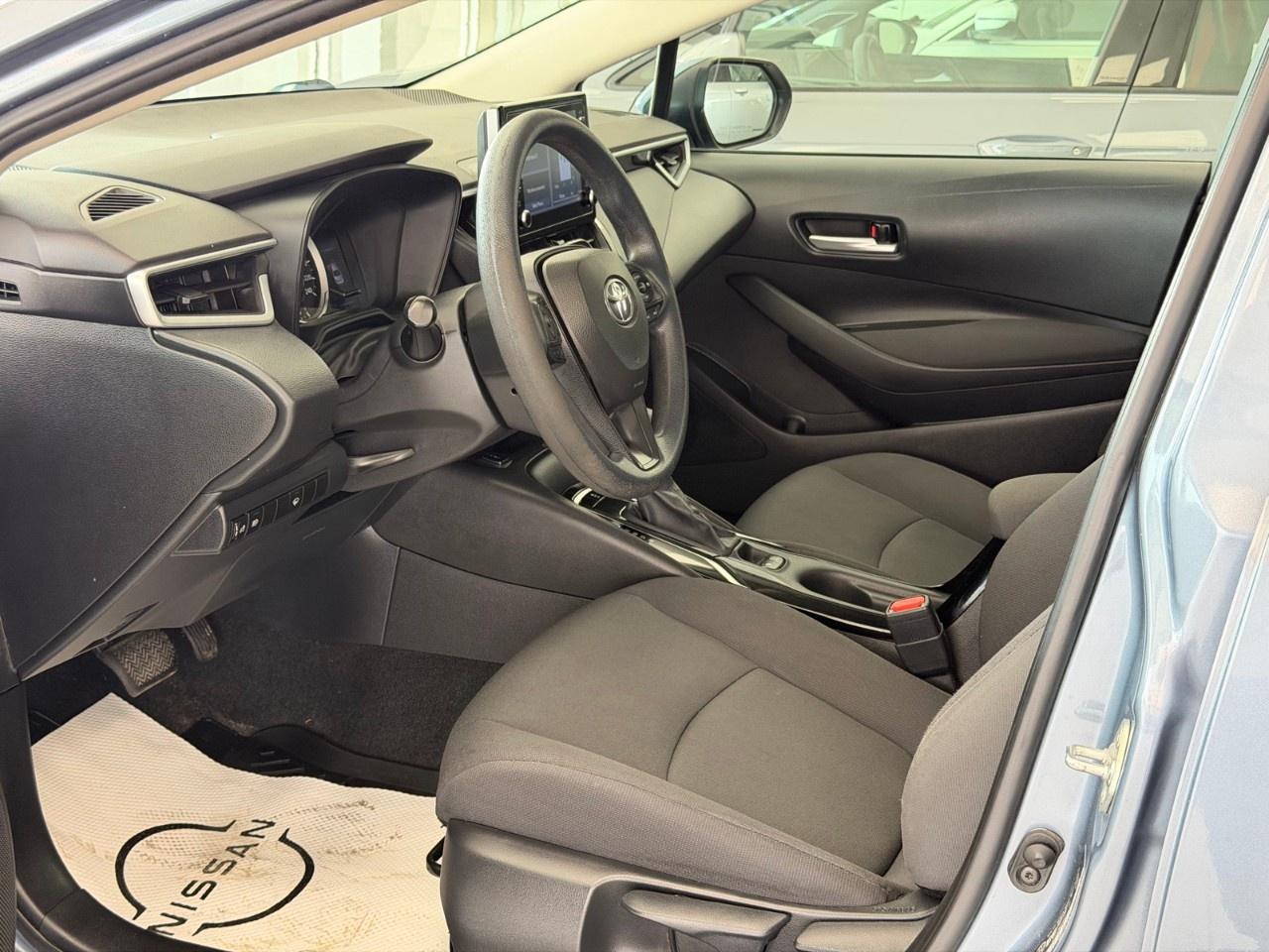2021 Toyota Corolla LE CVT Photo