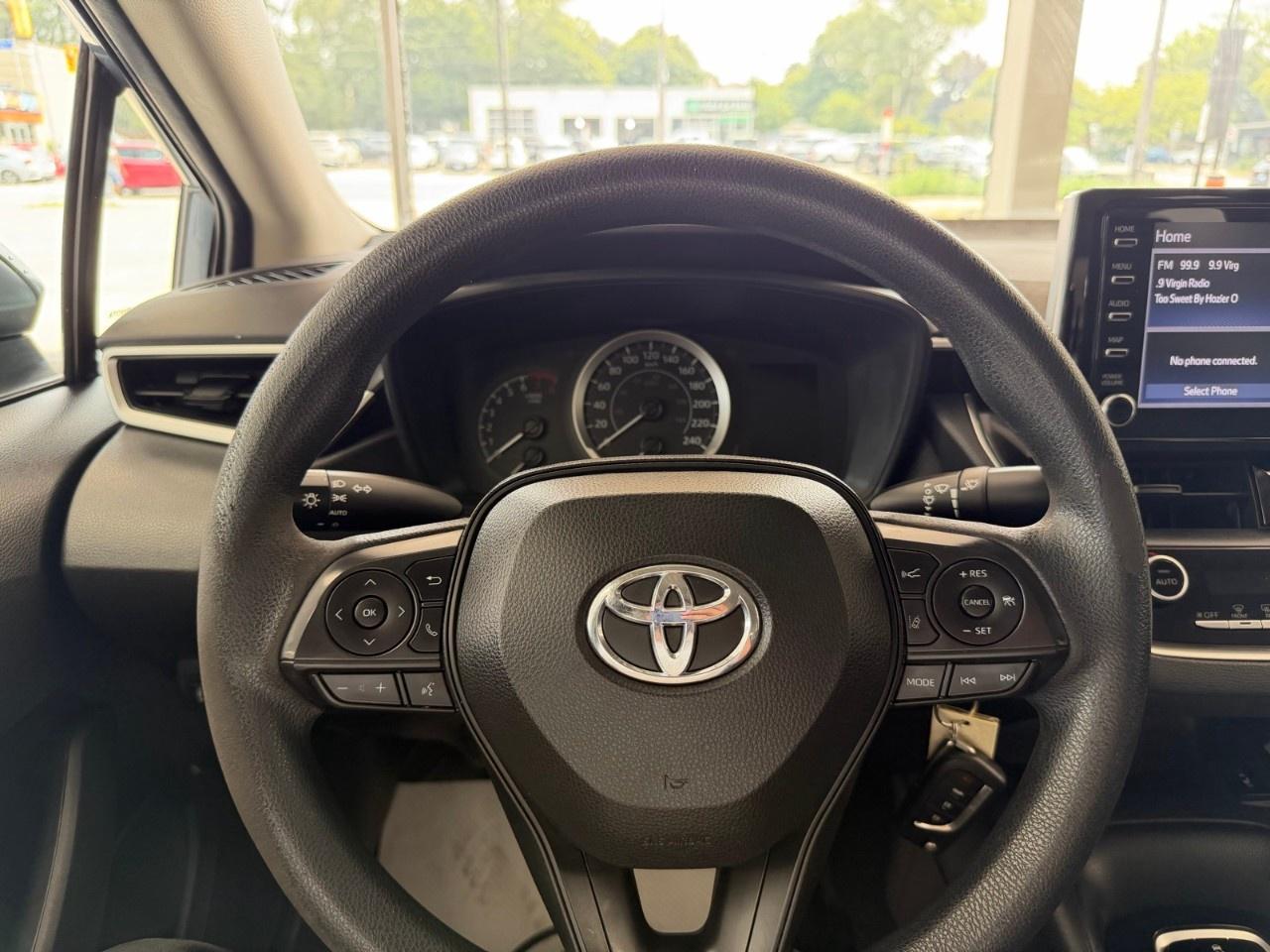 2021 Toyota Corolla LE CVT Photo