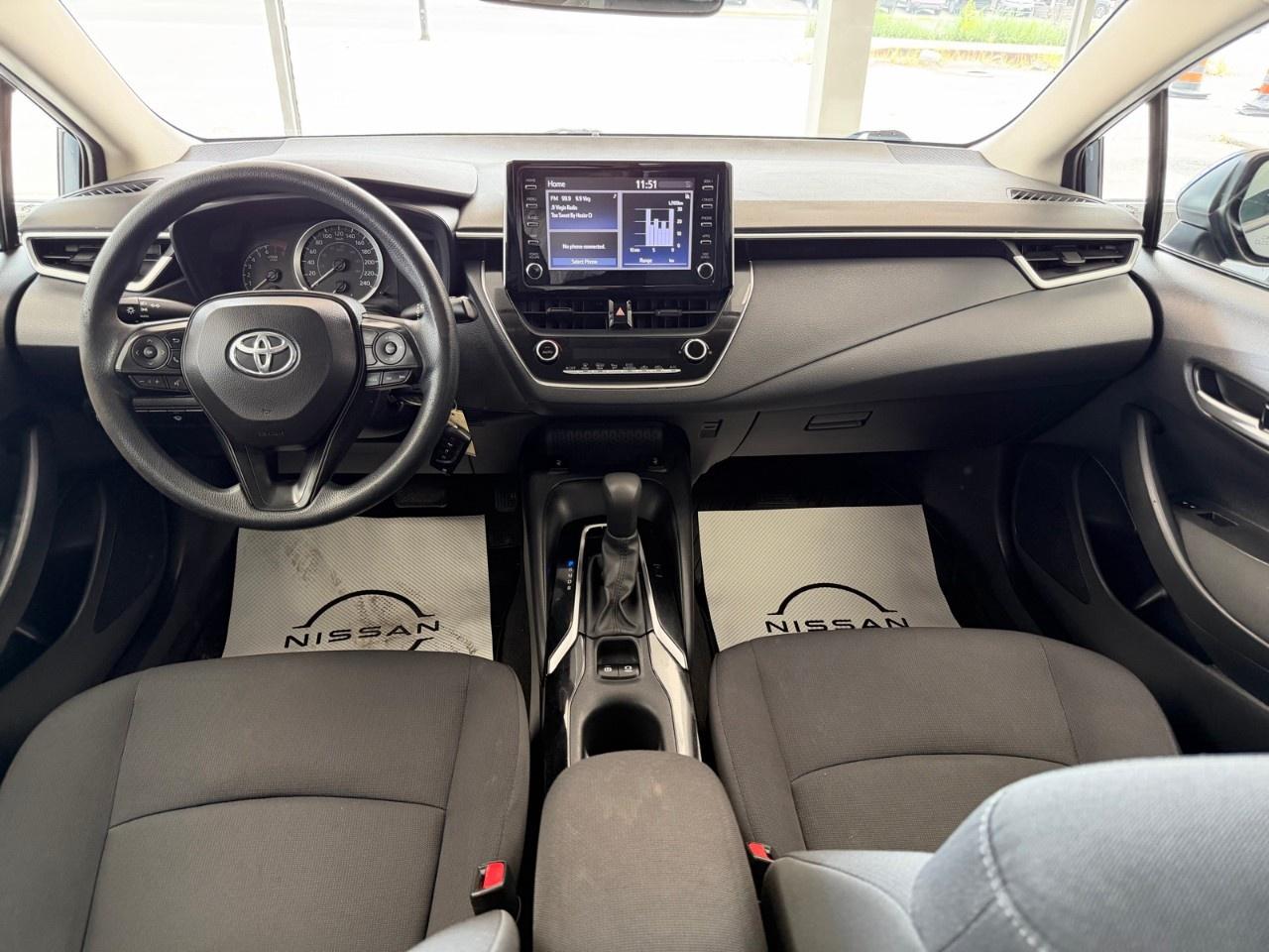 2021 Toyota Corolla LE CVT Photo