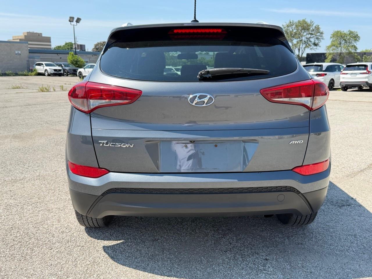 2016 Hyundai Tucson AWD 4DR 2.0L PREMIUM Photo