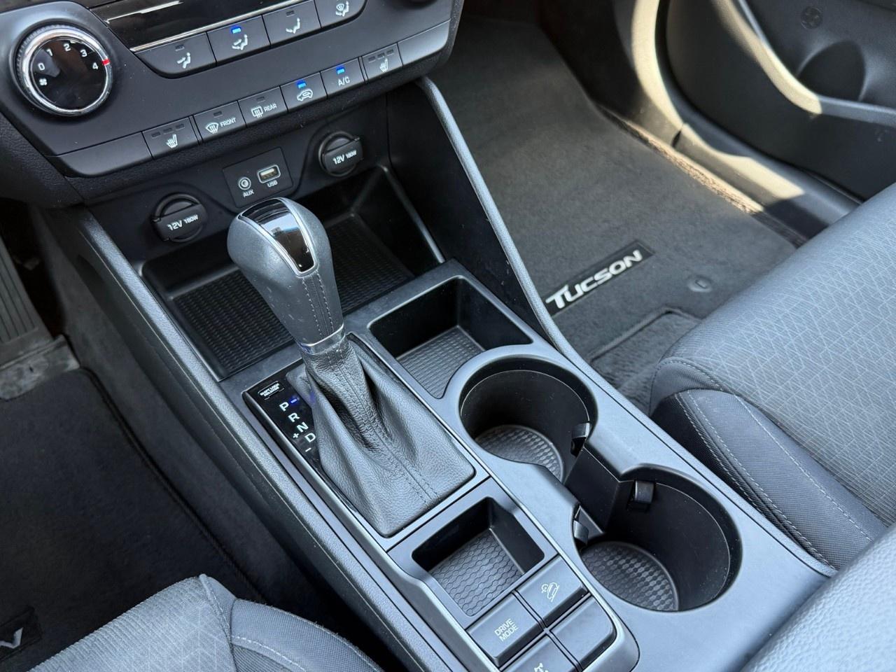 2016 Hyundai Tucson AWD 4DR 2.0L PREMIUM Photo