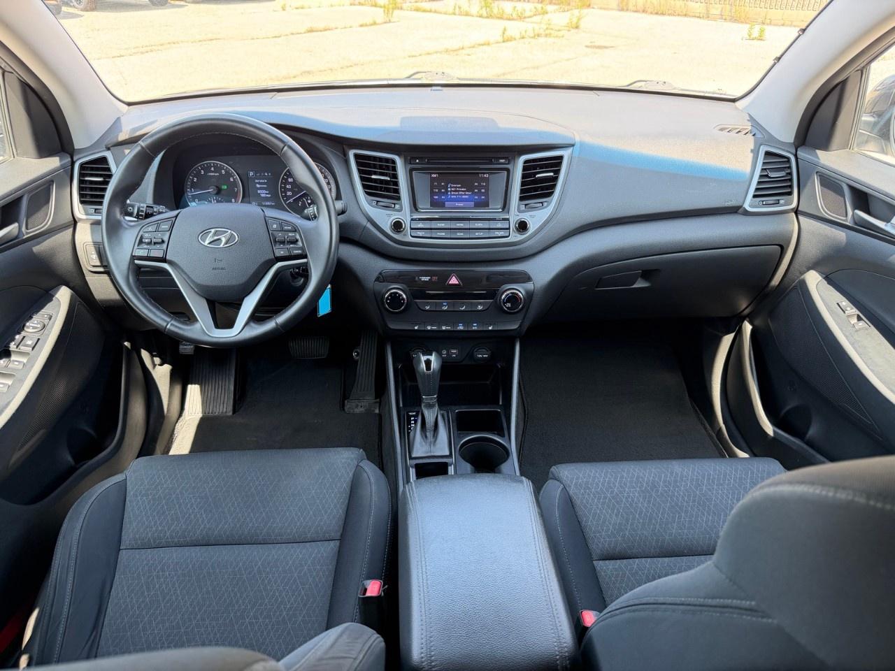 2016 Hyundai Tucson AWD 4DR 2.0L PREMIUM Photo