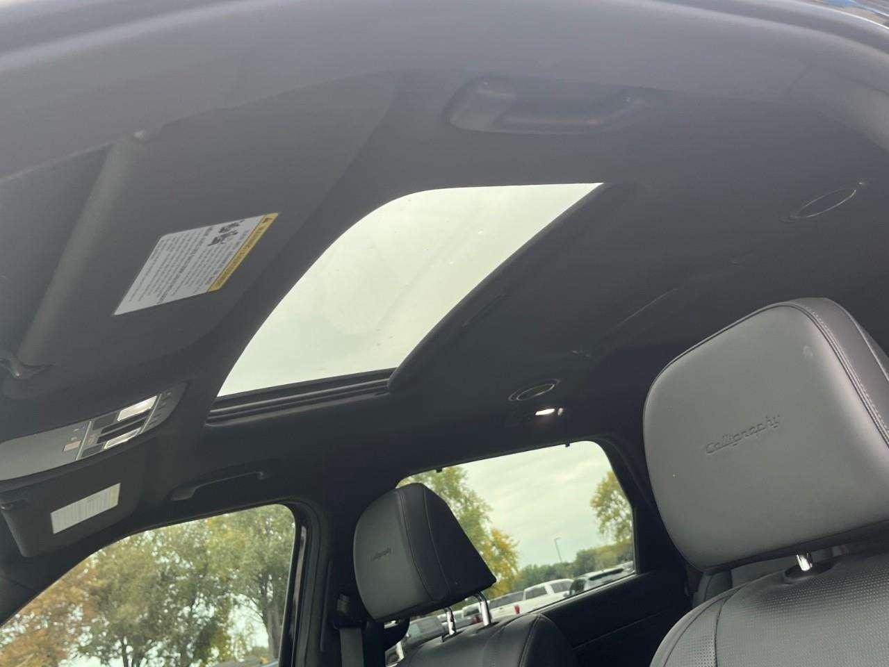 2026 Hyundai PALISADE ULTIMATE WONDERFUL LOCAL TRADE! Photo