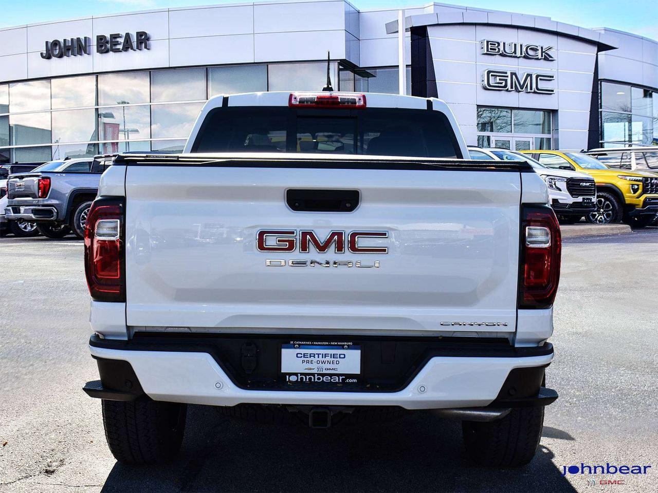 2024 GMC Canyon Denali Photo