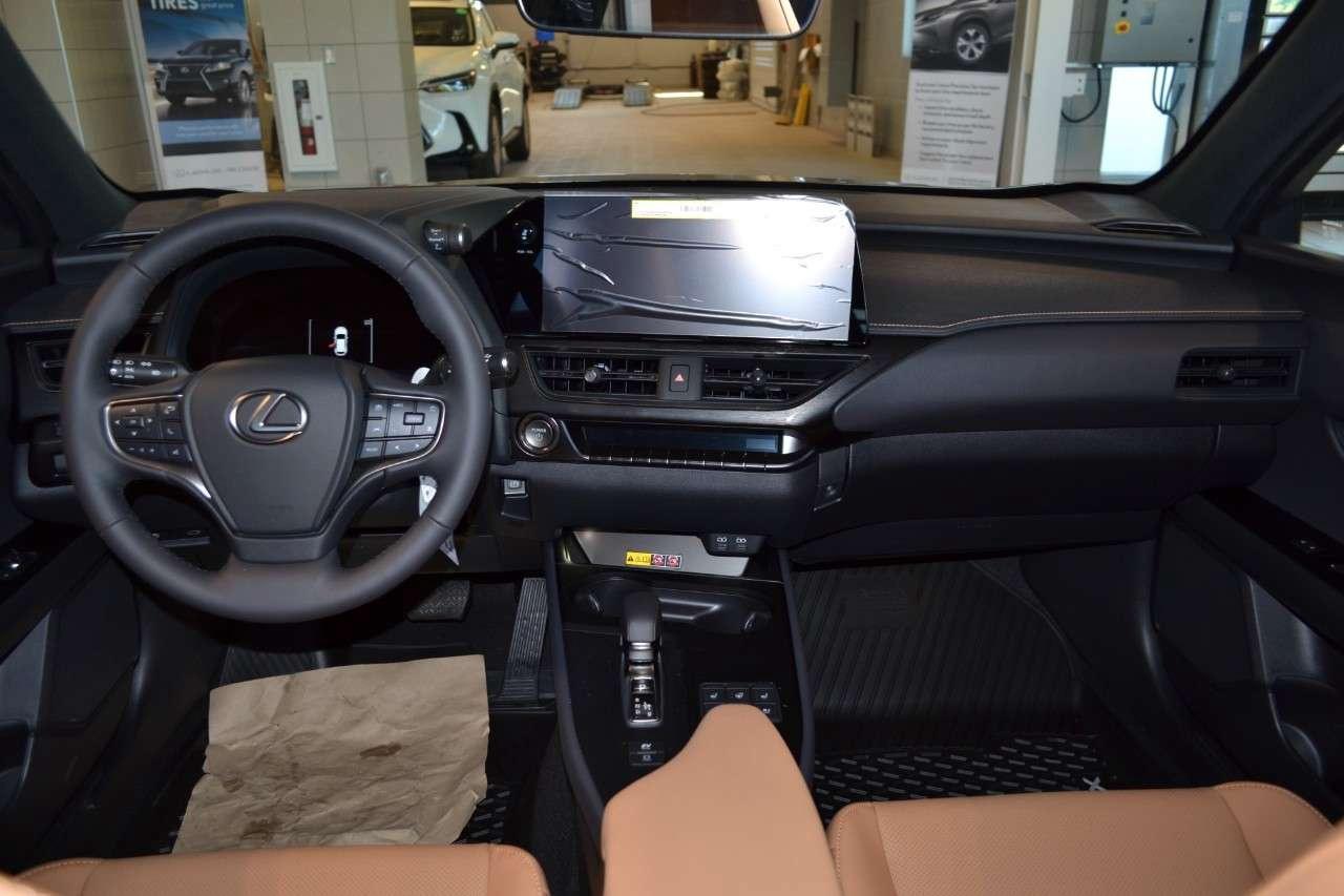 2026 Lexus Others LUXURY Photo2