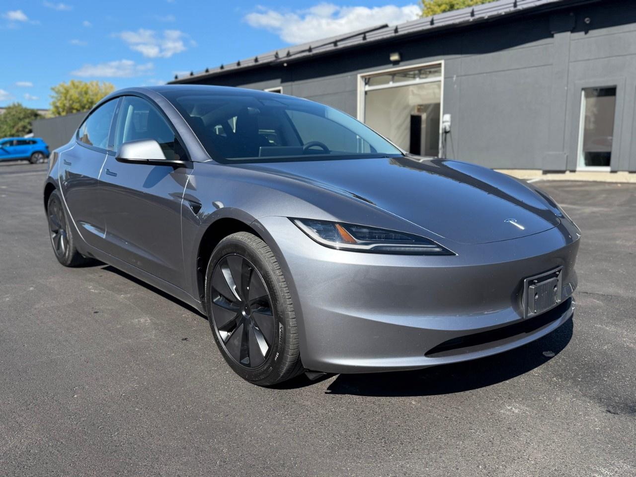 2025 Tesla Model 3 Premium AWD Photo