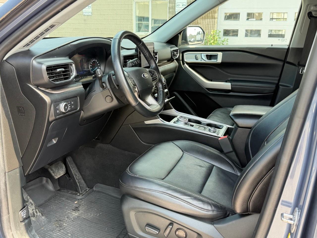 2021 Ford Explorer Limited 4WD Photo