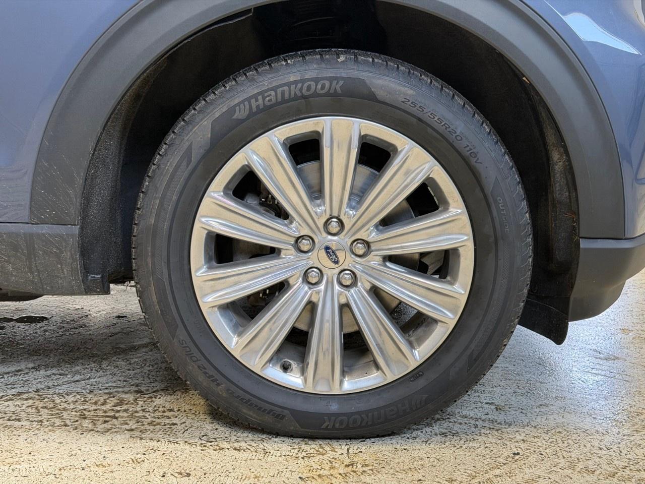 2021 Ford Explorer Limited 4WD Photo