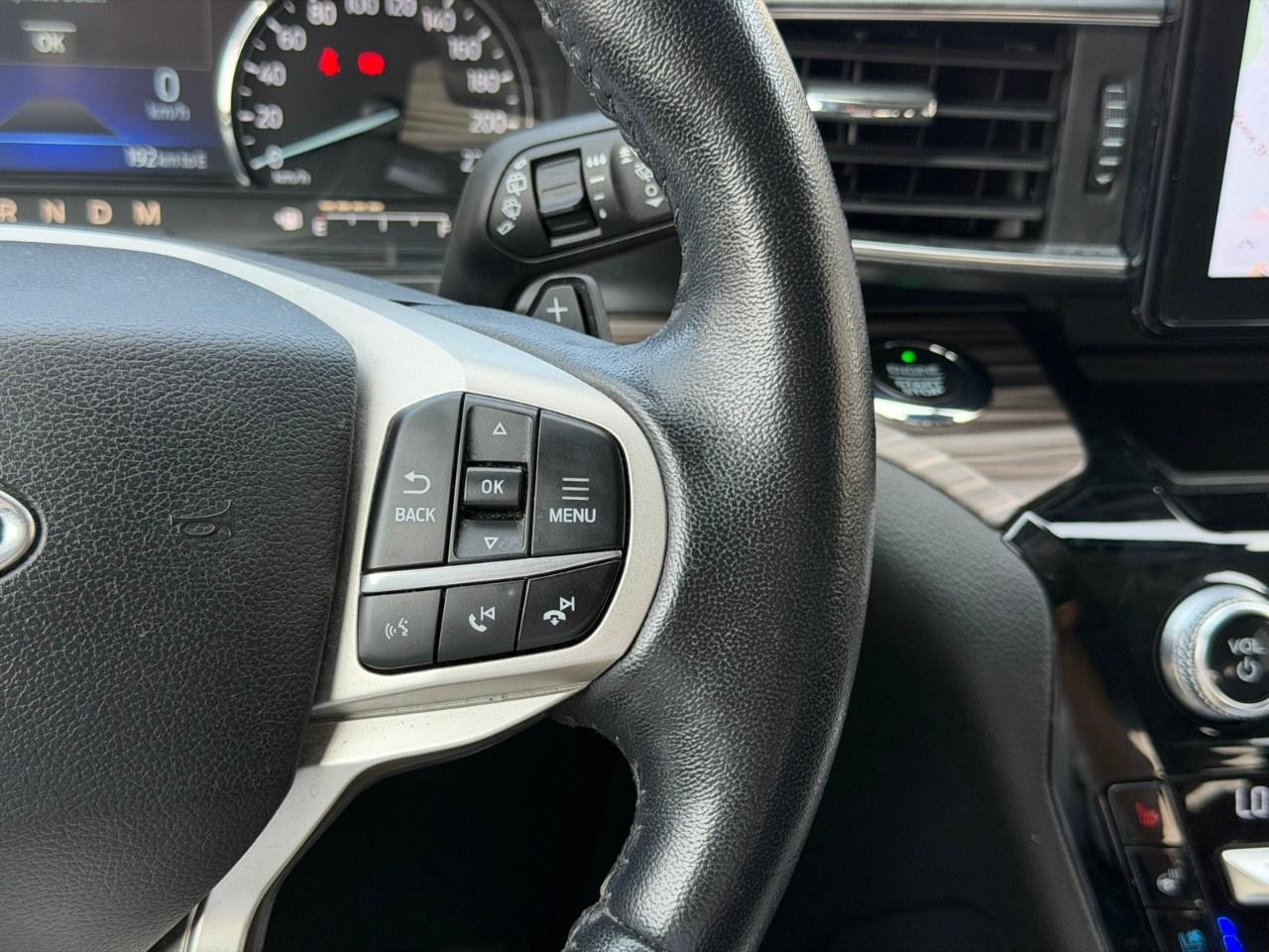 2021 Ford Explorer Limited 4WD Photo