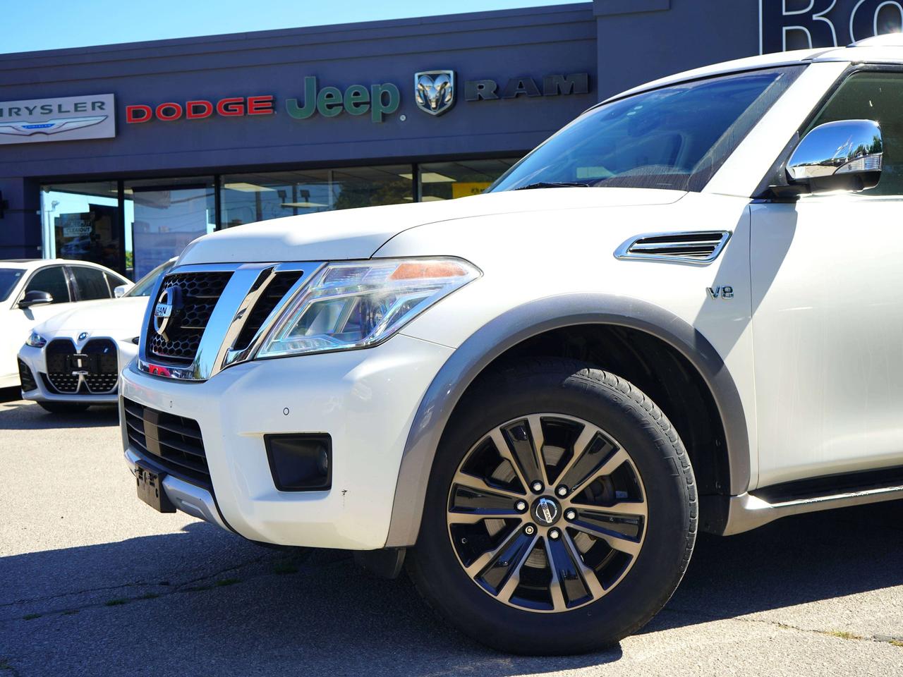 2017 Nissan Armada PLATINUM, 4X4, NAVI, HEATED SEATS Photo1