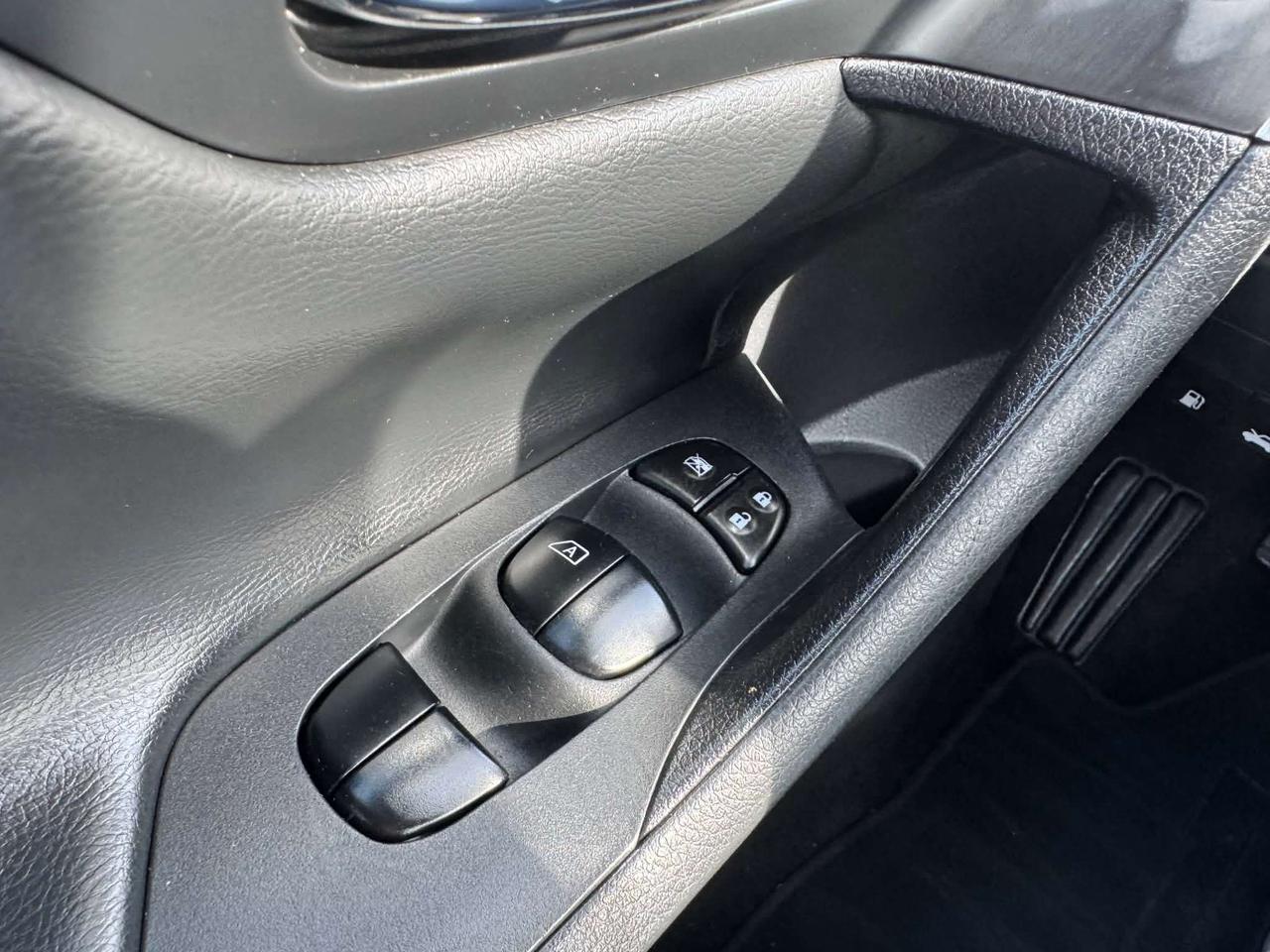 2017 Nissan Altima Low KM - Certified Photo