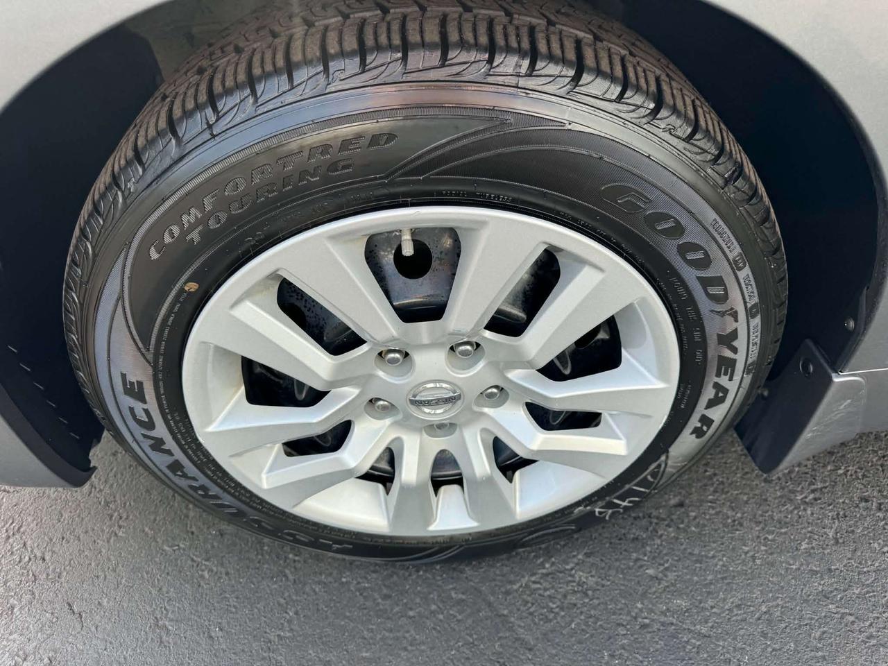 2017 Nissan Altima Low KM - Certified Photo