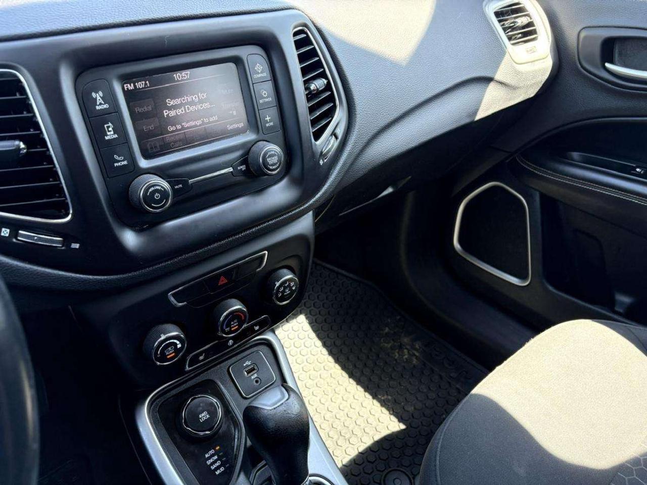 2018 Jeep Compass 4X4 SPORT Photo