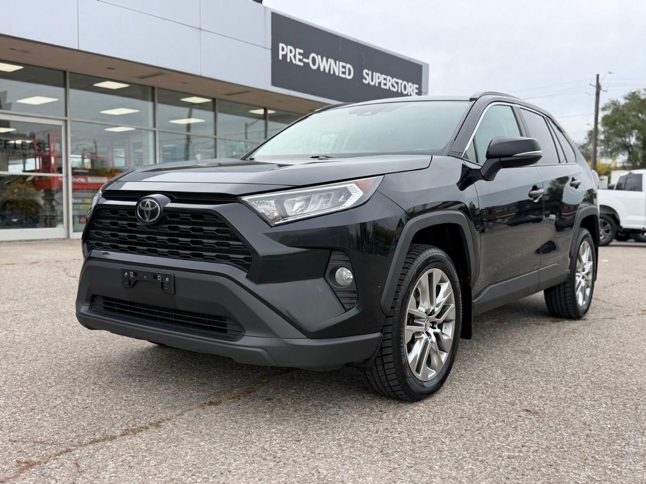 2019 Toyota RAV4 AWD XLE Photo0