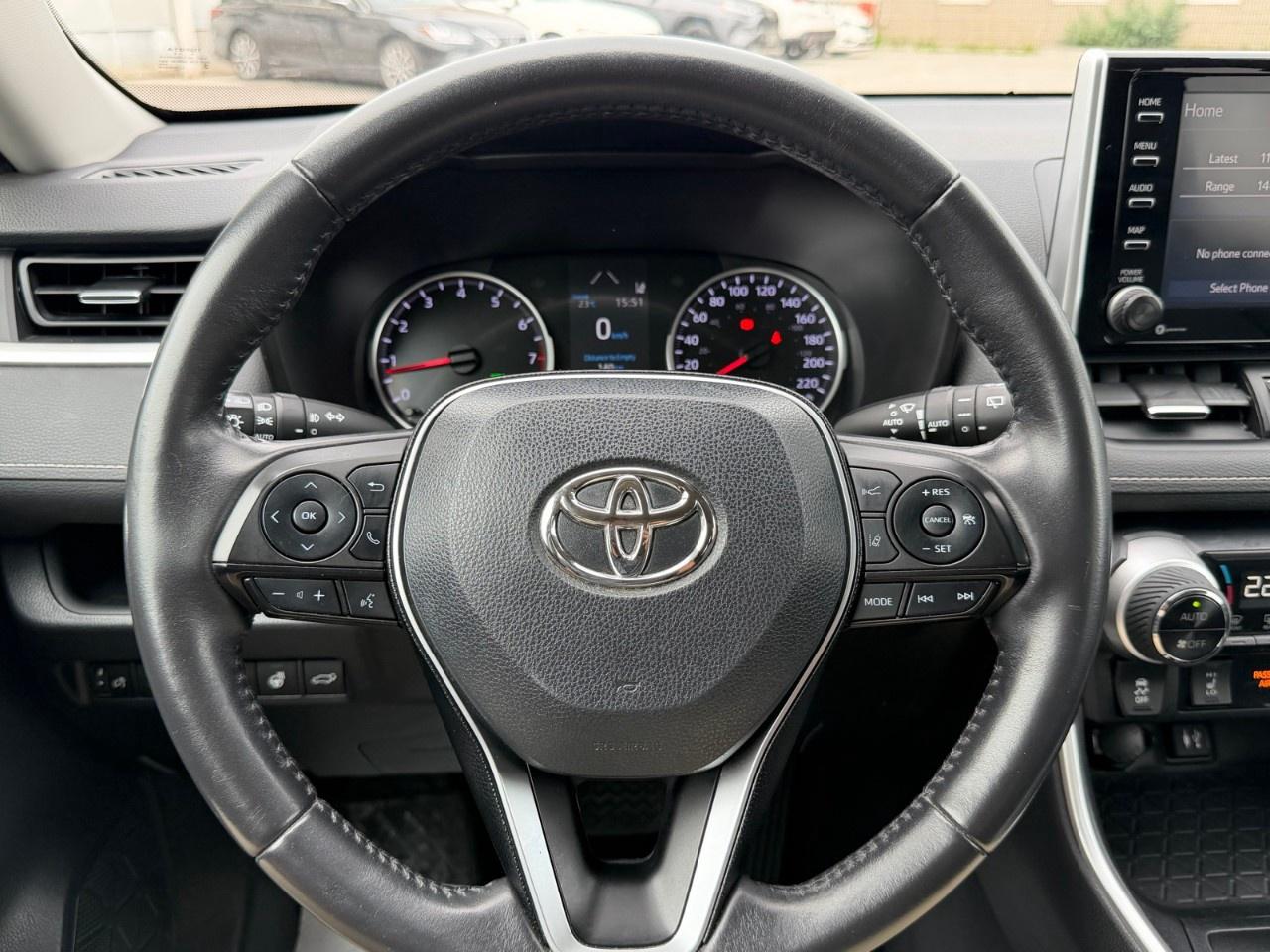 2019 Toyota RAV4 AWD XLE Photo