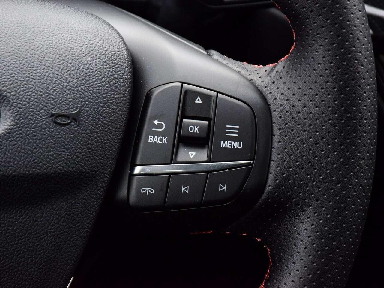 2025 Ford Escape ST-Line Select Photo