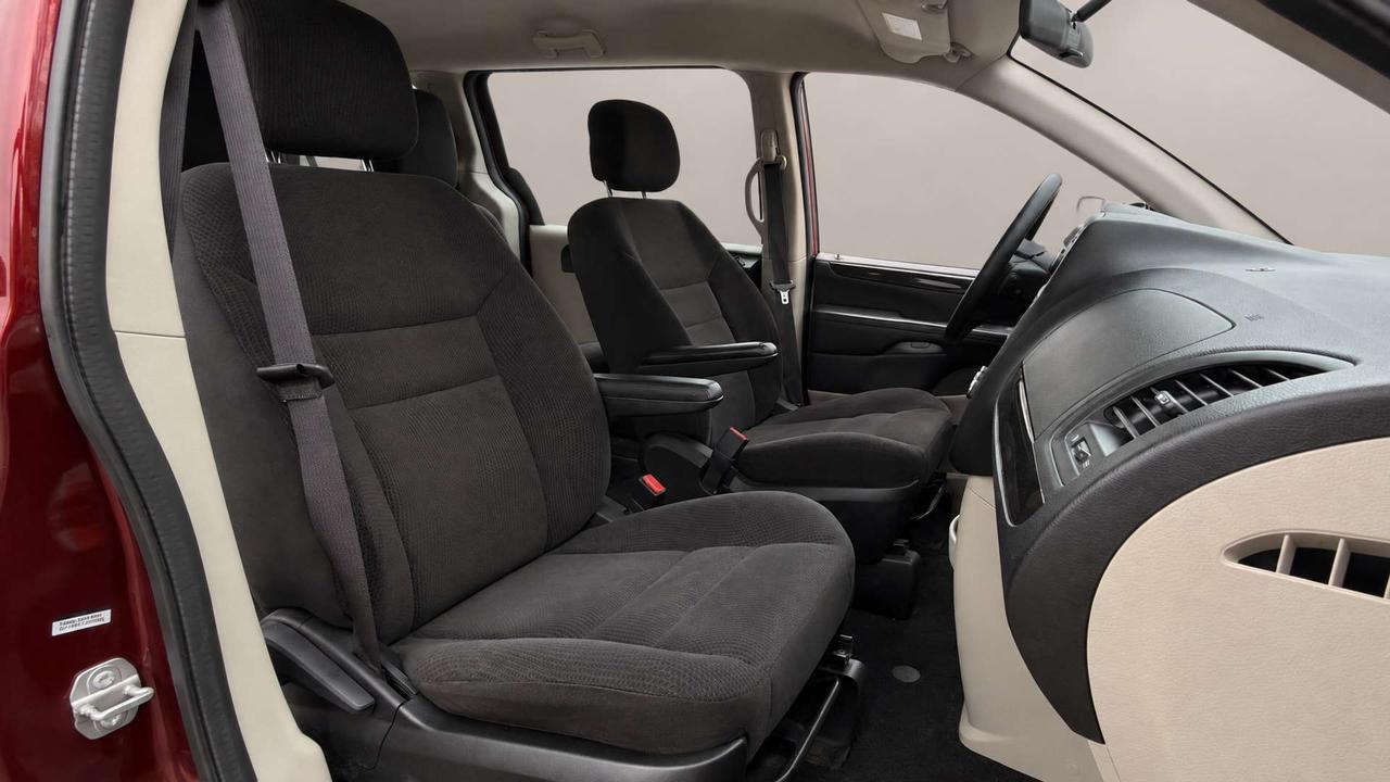 2017 Dodge Grand Caravan CVP   Certified   NO Accident Photo