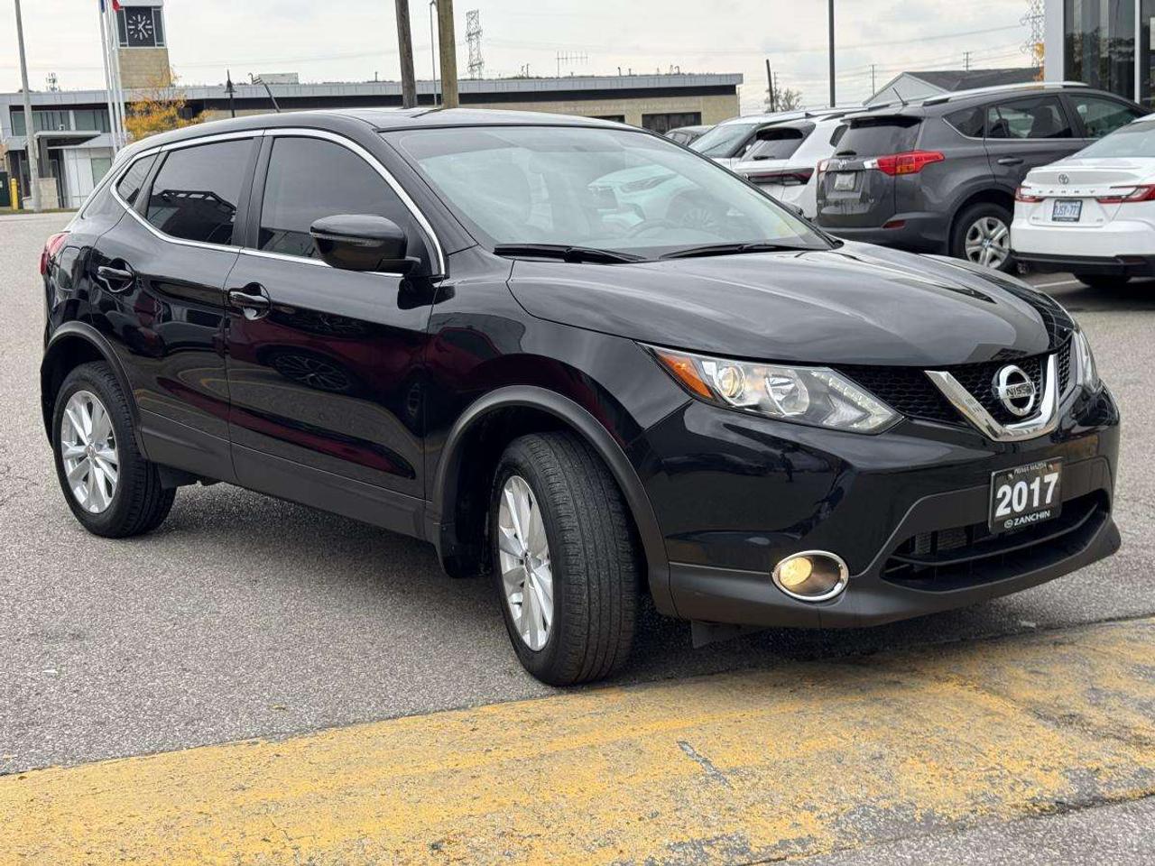 2017 Nissan Qashqai SV/ CARFAX CLEAN/ ONLY 52K/ MUST SEE Photo2