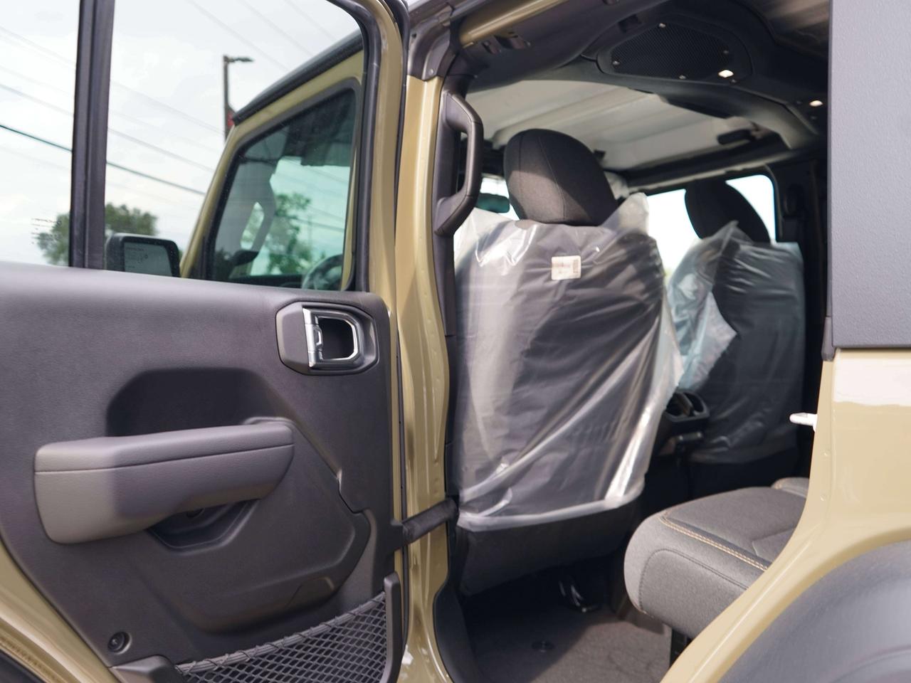 2025 Jeep Wrangler SPORT S, 4X4, NAVI Photo