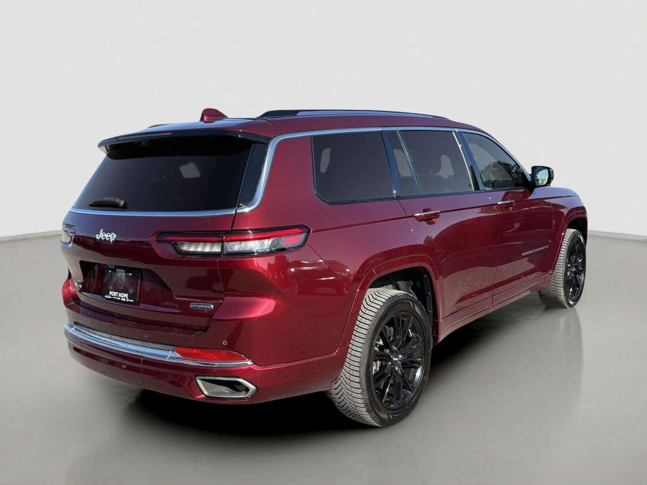 2022 Jeep Grand Cherokee OVERLAND 4X4 Photo