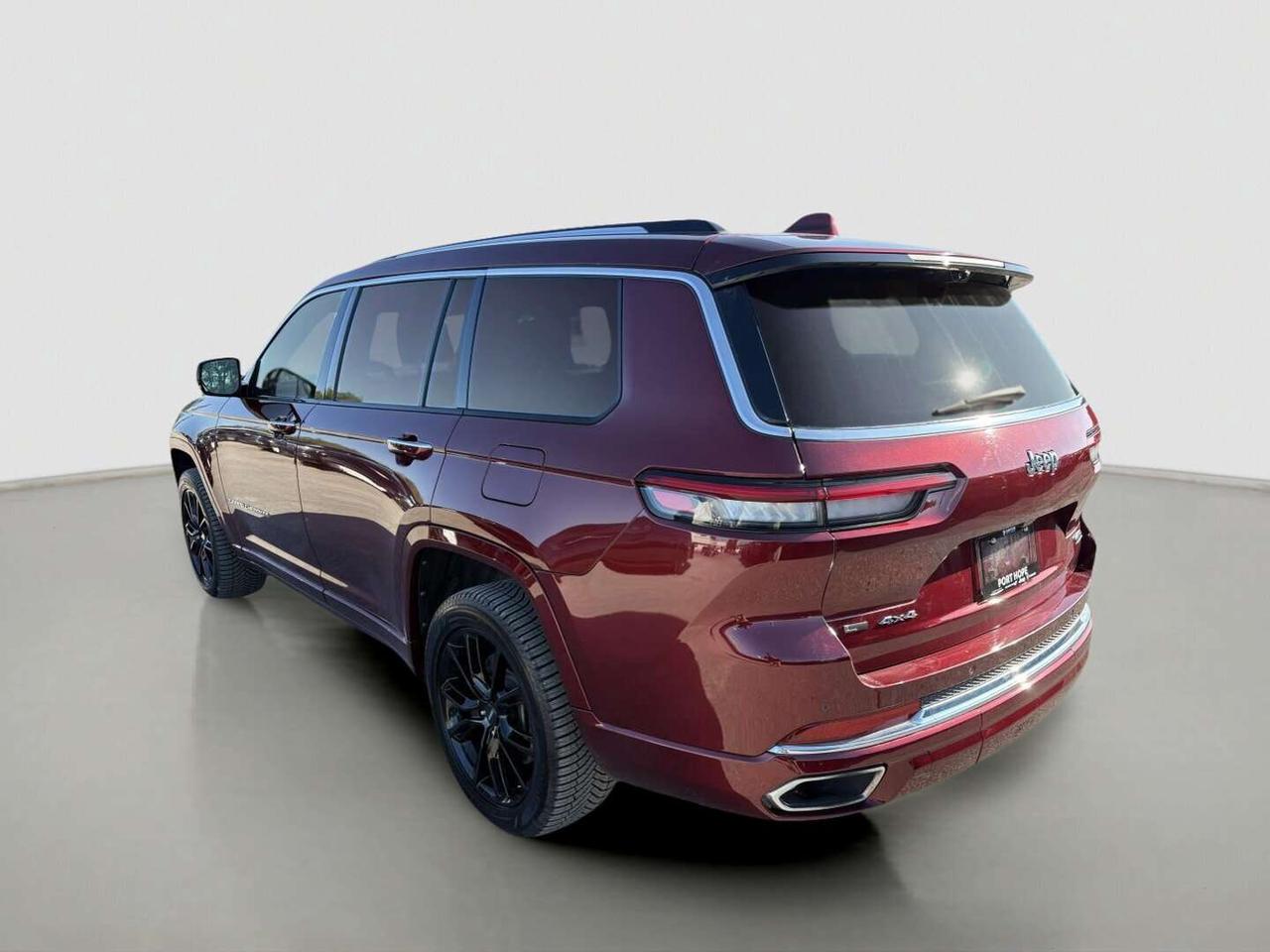 2022 Jeep Grand Cherokee OVERLAND 4X4 Photo