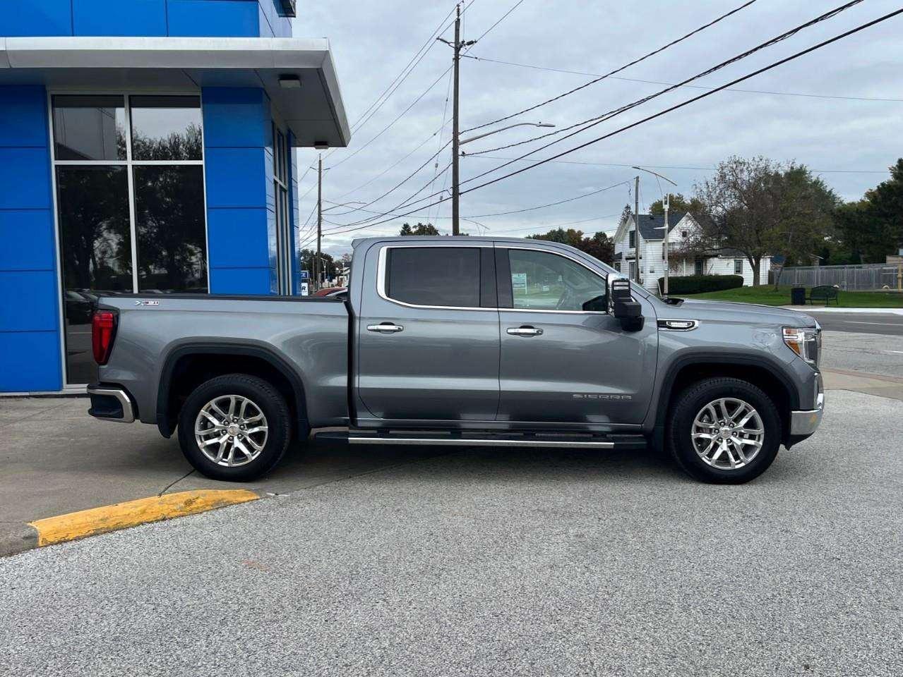 2021 GMC Sierra 1500 SLT TOW READY 1500 SERIES DIESEL Photo