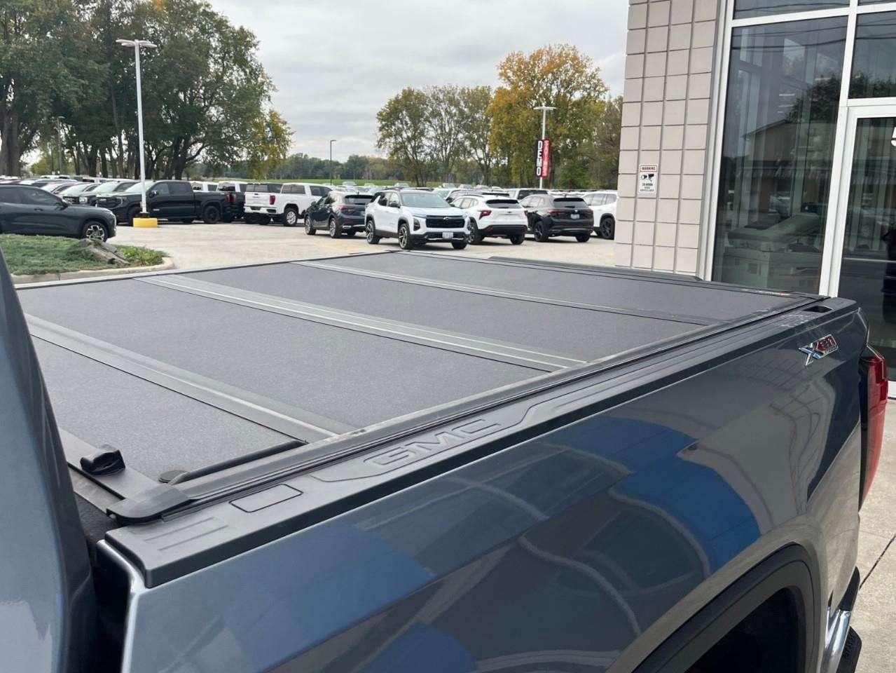 2021 GMC Sierra 1500 SLT TOW READY 1500 SERIES DIESEL Photo