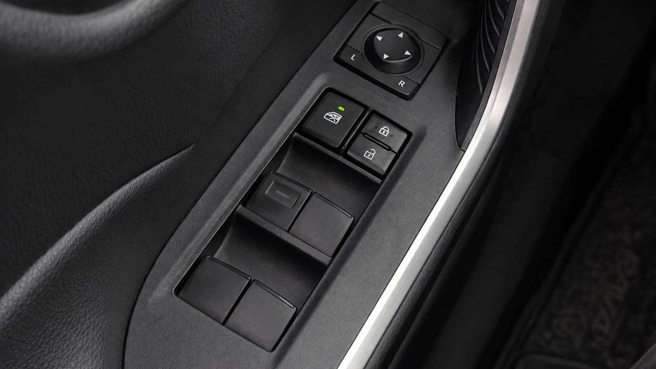 2019 Toyota RAV4 LE   Certified   LOW KM   No Accident Photo