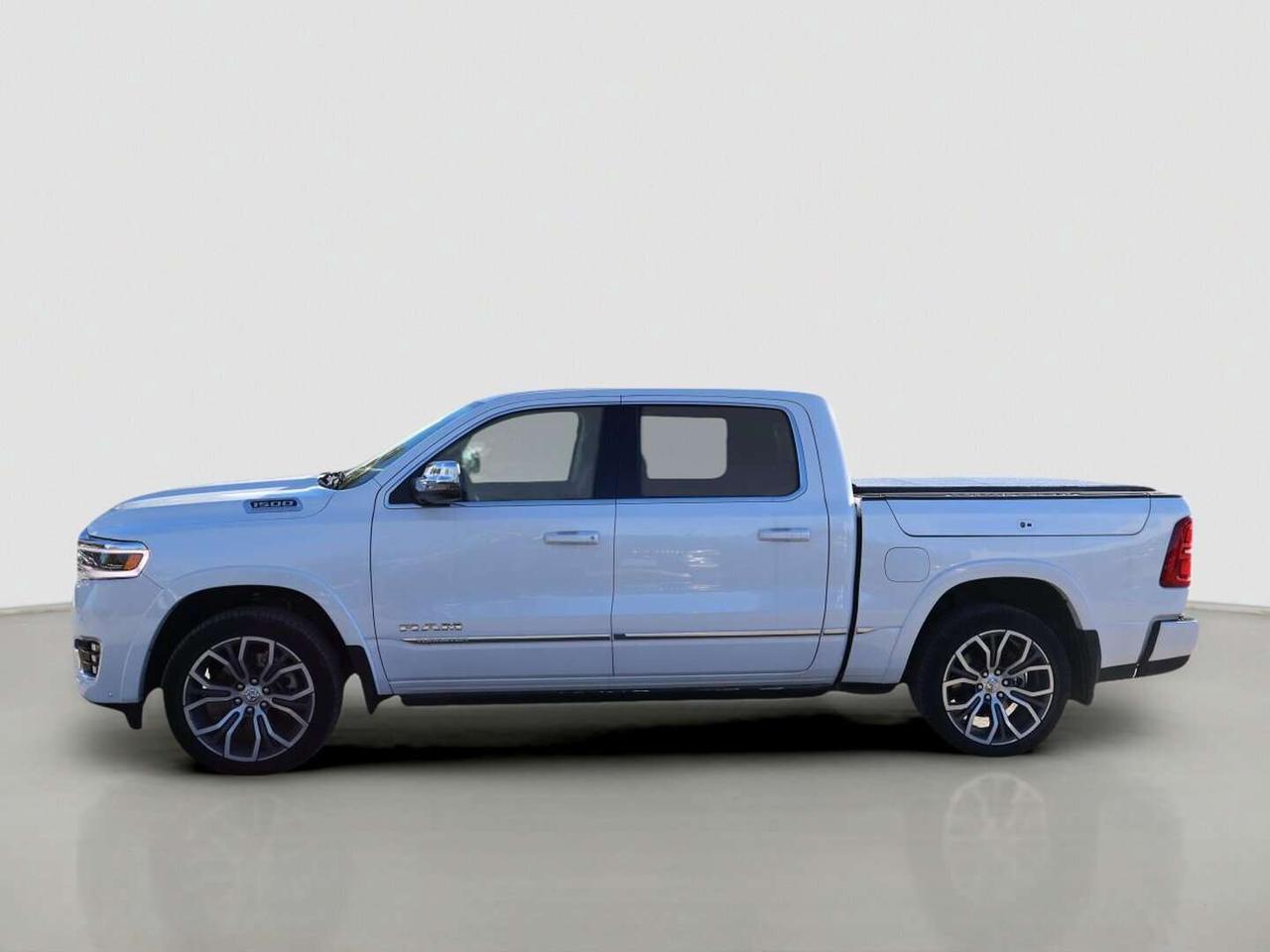 2026 RAM 1500 Tungsten 4x4 Crew Photo5