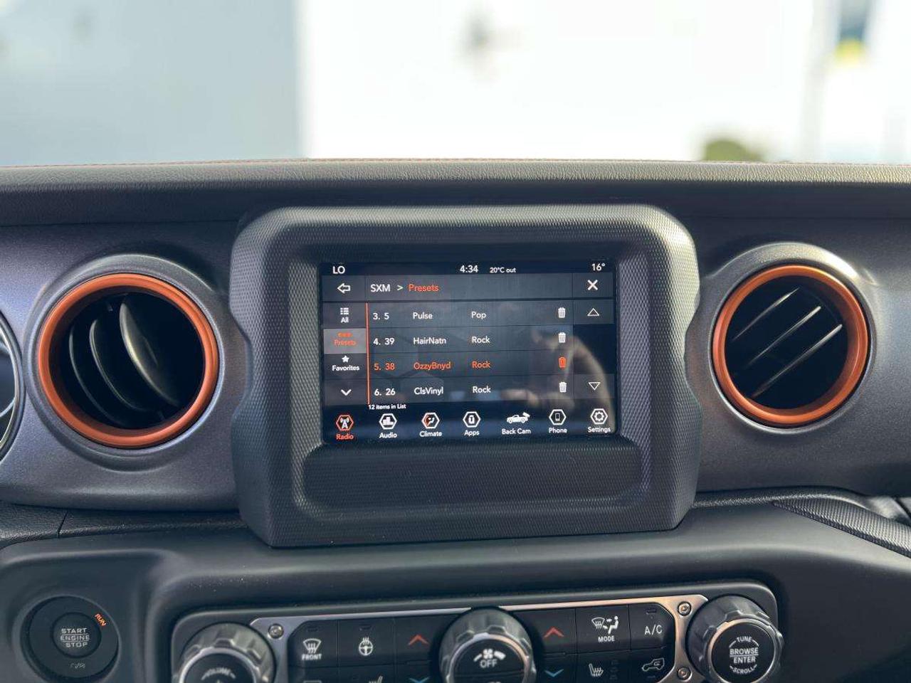 2021 Jeep Gladiator Mojave Photo
