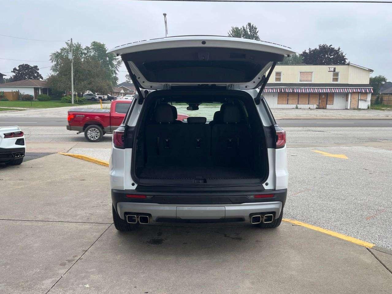 2024 GMC Acadia ELEVATION CPO RATES APPLY! Photo