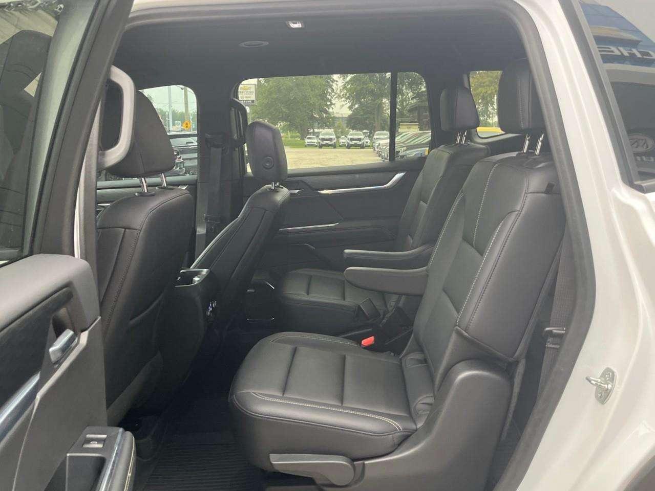 2024 GMC Acadia ELEVATION CPO RATES APPLY! Photo