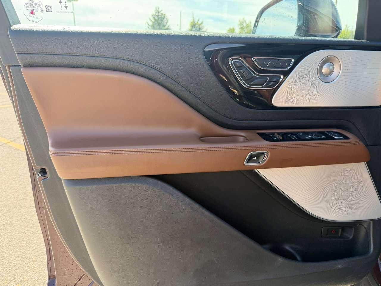 2020 Lincoln Aviator Reserve Photo
