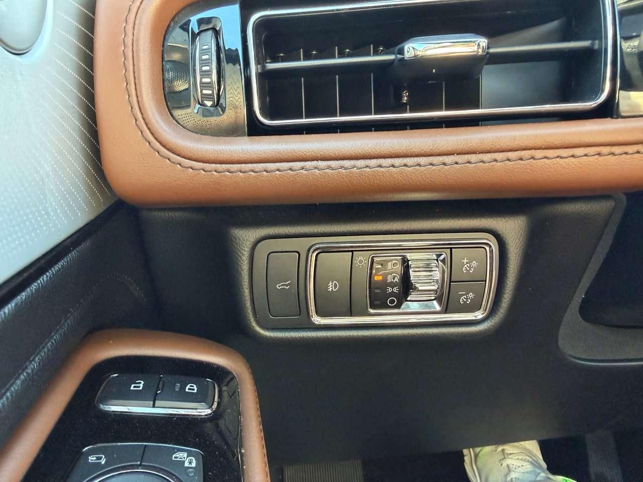 2020 Lincoln Aviator Reserve Photo