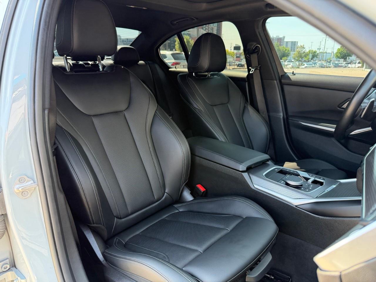 2023 BMW 3 Series 330i xDrive Sedan North America Photo