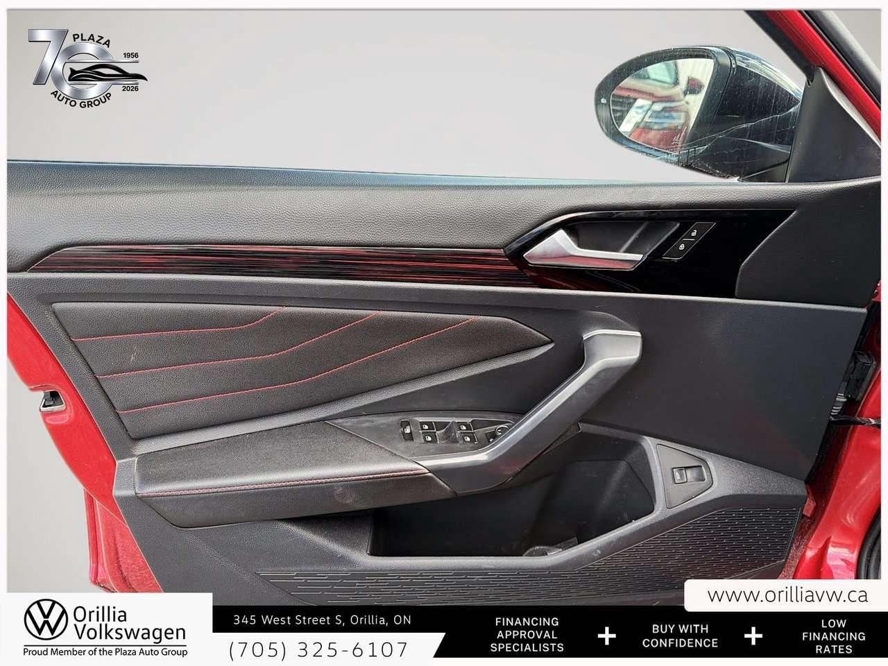 2024 Volkswagen Jetta Autobahn 228-HP Turbo   DCC Suspension   Cooled Seats / Photo