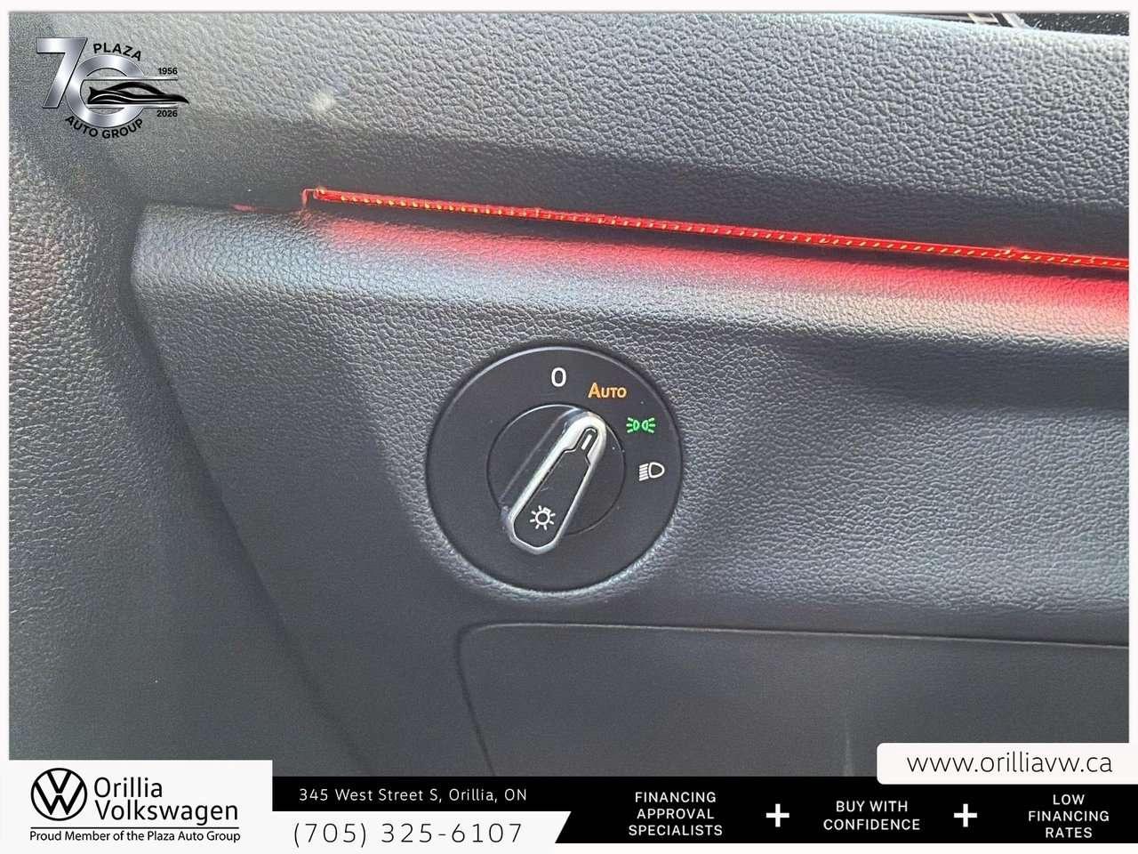 2024 Volkswagen Jetta Autobahn 228-HP Turbo   DCC Suspension   Cooled Seats / Photo