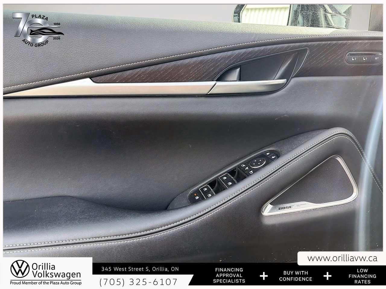 2023 Infiniti QX60 Sensory Panoramic Roof   360 Camera   Cooled Seats / Photo