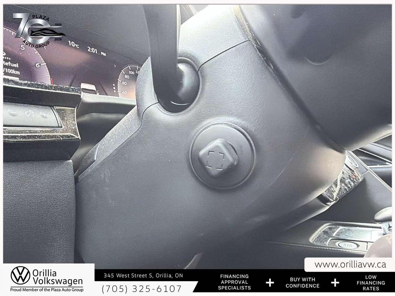 2023 Infiniti QX60 Sensory Panoramic Roof   360 Camera   Cooled Seats / Photo