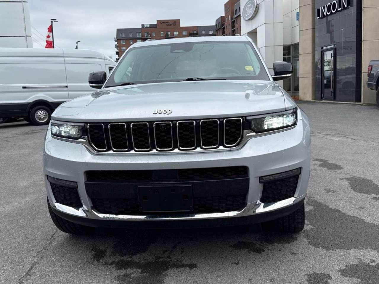 2022 Jeep Grand Cherokee LIMITED L   1 OWNER   LUXURY TECH PKG   MOONROOF Photo