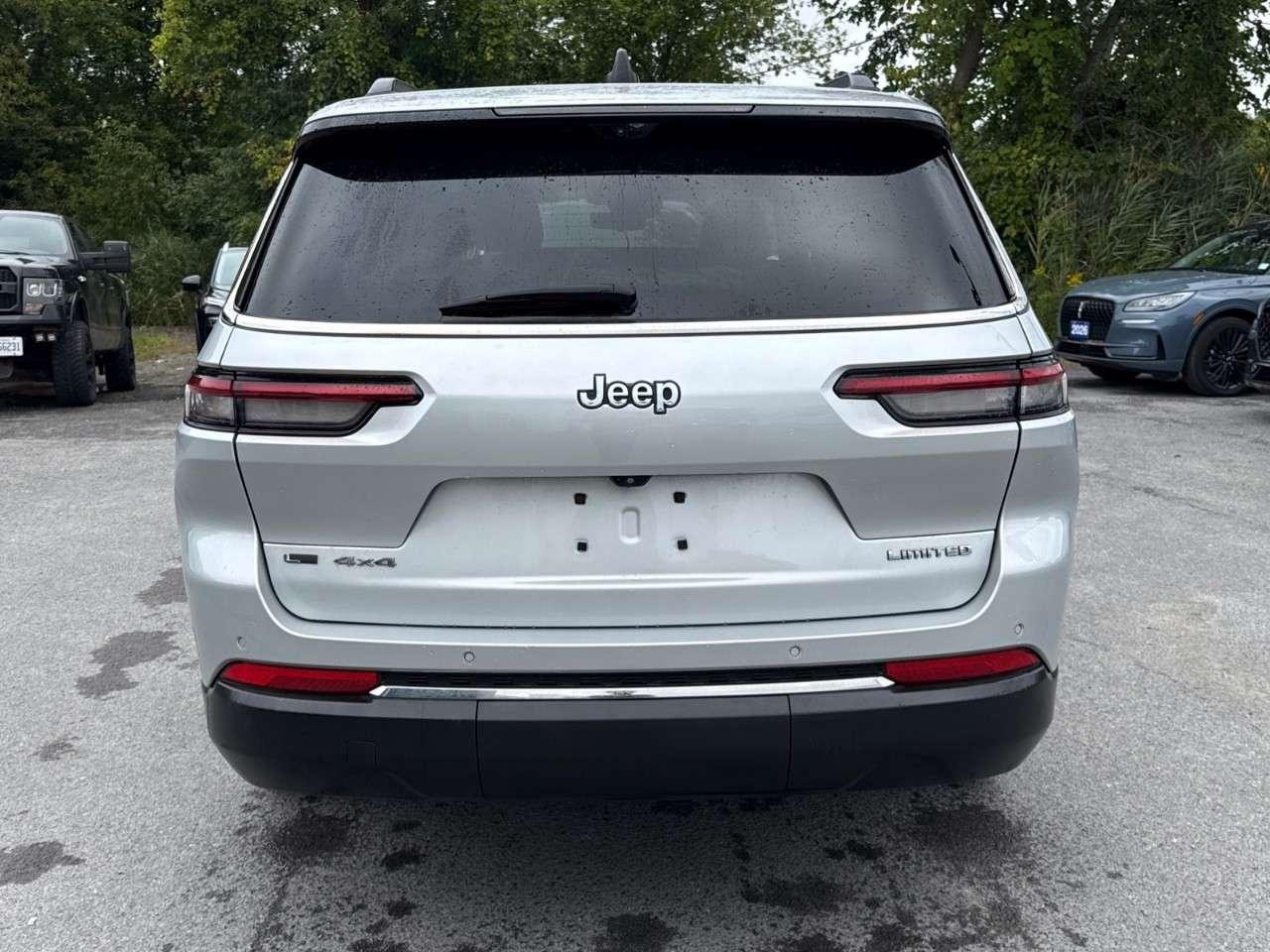 2022 Jeep Grand Cherokee LIMITED L   1 OWNER   LUXURY TECH PKG   MOONROOF Photo