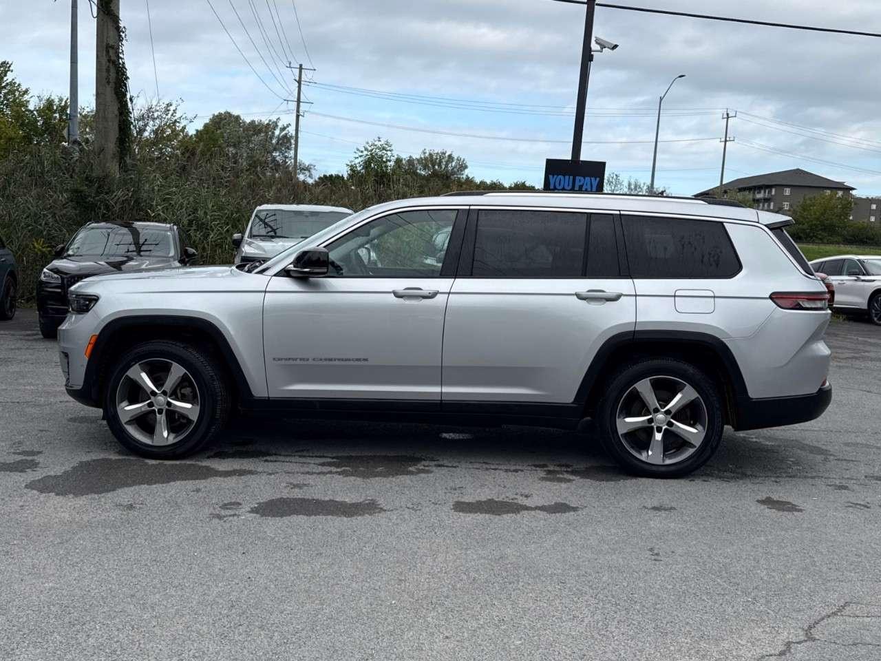 2022 Jeep Grand Cherokee LIMITED L   1 OWNER   LUXURY TECH PKG   MOONROOF Photo