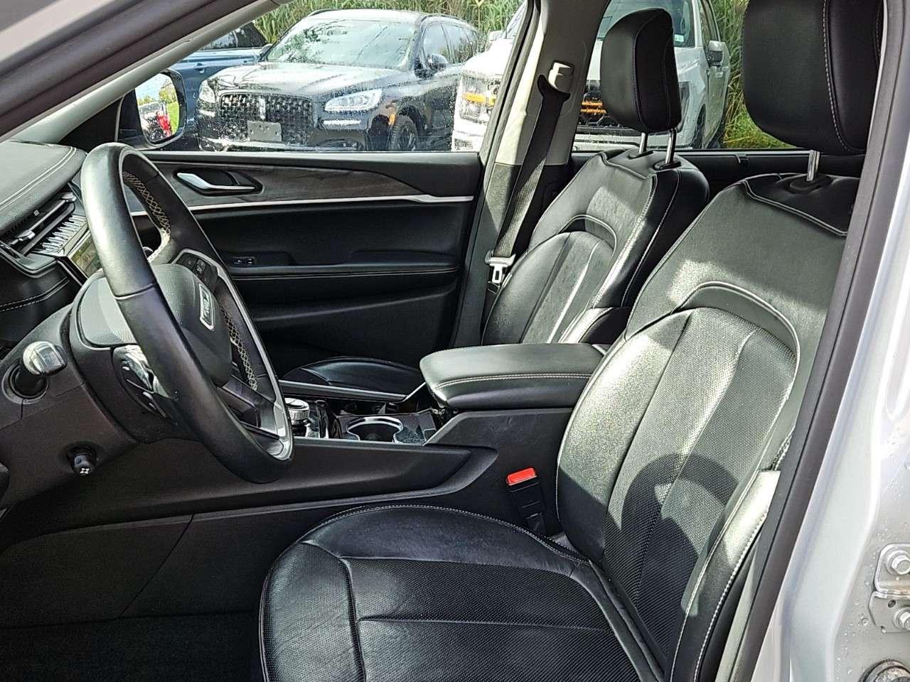 2022 Jeep Grand Cherokee LIMITED L   1 OWNER   LUXURY TECH PKG   MOONROOF Photo