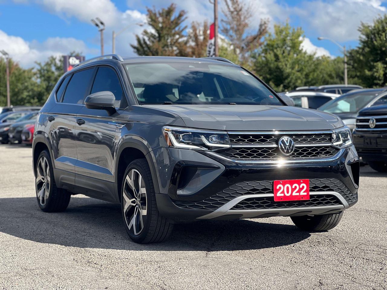 2022 Volkswagen Taos Highline w/Leather, Sunroof, Navigation Photo