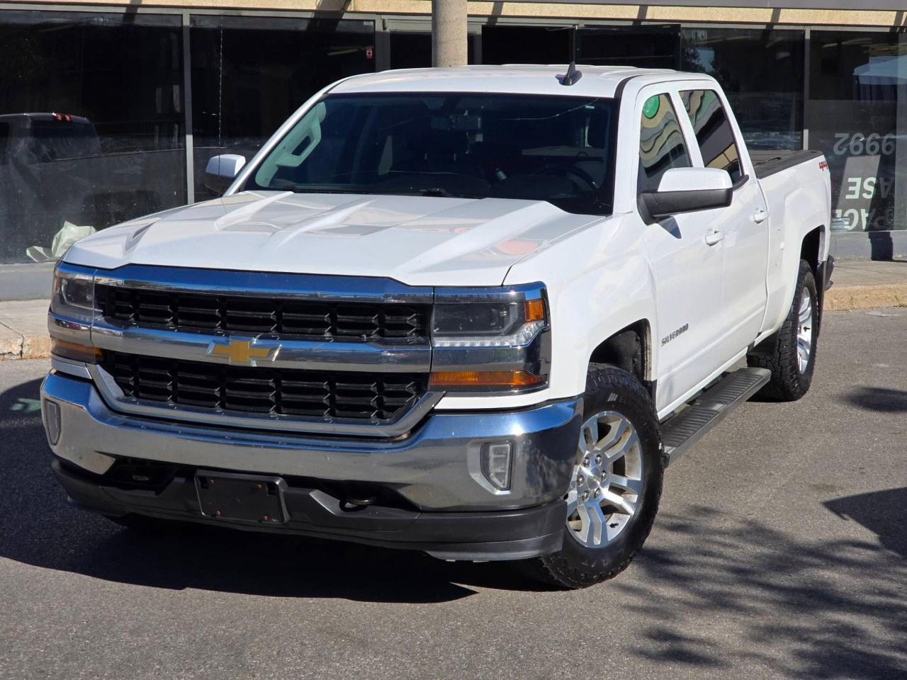 2018 Chevrolet Silverado 1500 Crew Cab Standard Box 4-Wheel Drive LT w/1LT Photo