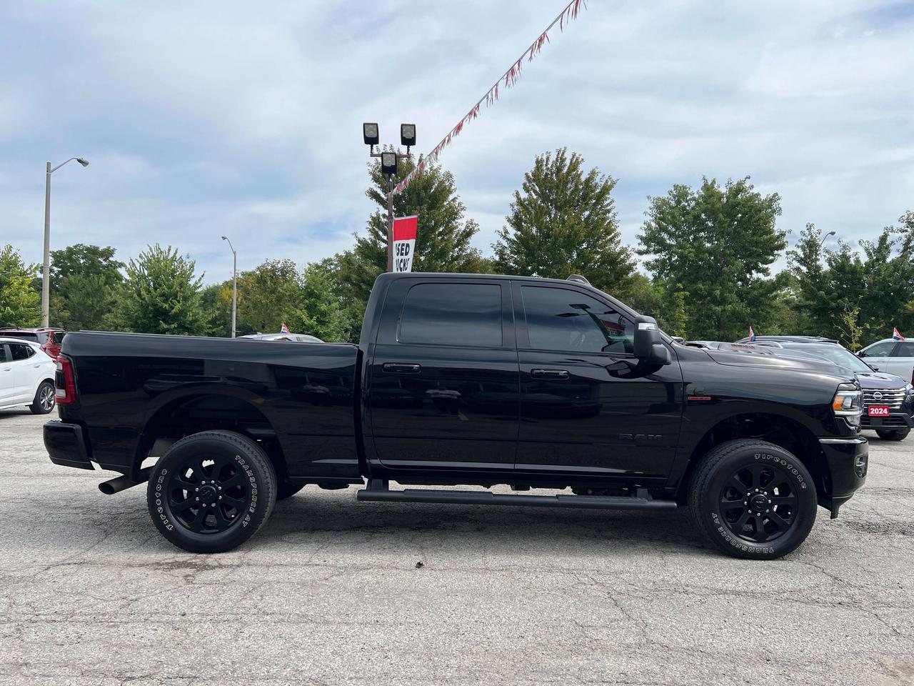 2023 RAM 2500 Laramie w/Level F, Night Edition, Sunroof, Leather Photo