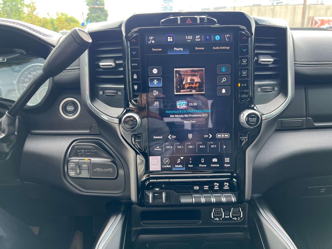 2023 RAM 2500 Laramie w/Level F, Night Edition, Sunroof, Leather Photo